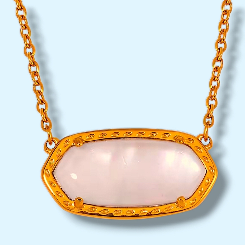 🔥Reduced!18K over Stainless Steel Mother of Pearl Necklace 20-22 Inches
